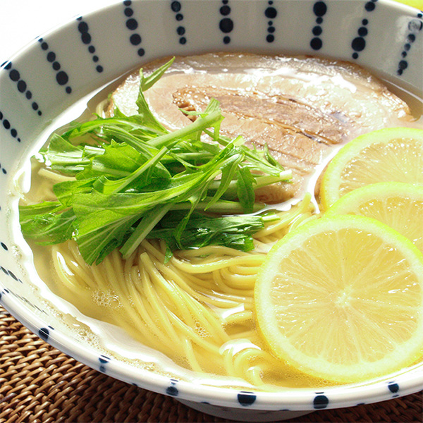 瀬戸内麺工房なか川　瀬戸内れもん塩ラーメン